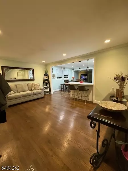 Rutherford Boro, NJ 07070,71 Wingra Ave