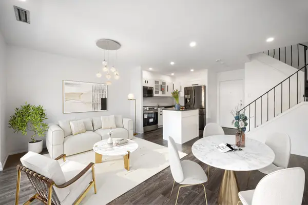 165 Cherokee BLVD N #236, Toronto C15, ON M2J 4T7