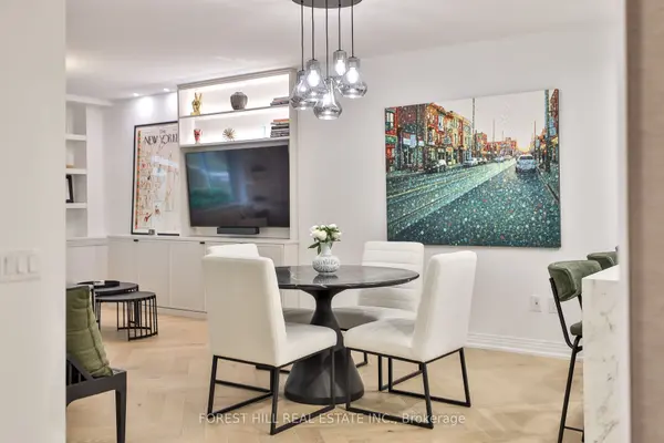 Toronto C02, ON M4V 2L1,1 Benvenuto PL #129