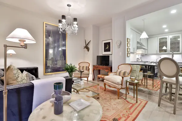 Toronto C02, ON M5R 2G5,99 Avenue RD #508