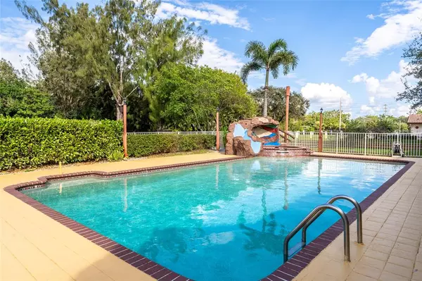 Plantation, FL 33325,11301 SW 3rd St