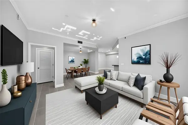 Fort Lauderdale, FL 33301,533 NE 3rd Ave #221