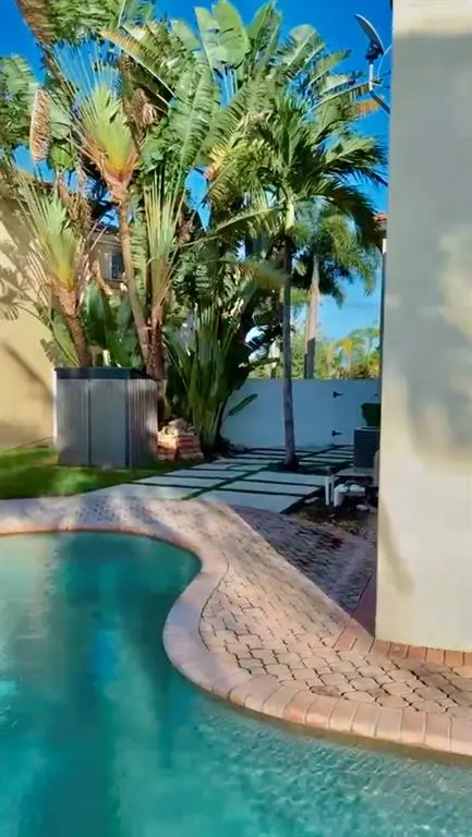 Miramar, FL 33029,1828 SW 175th Ave