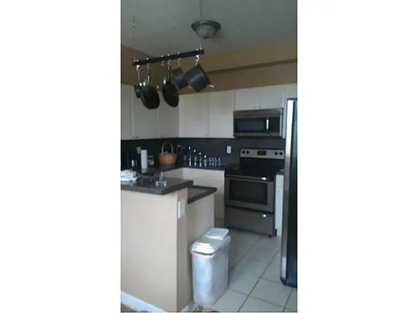 Plantation, FL 33324,Address not disclosed