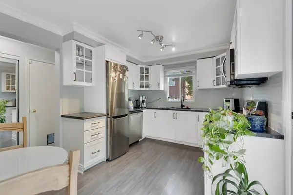 Barrie, ON L4N 6Z6,6 Balliston RD #6