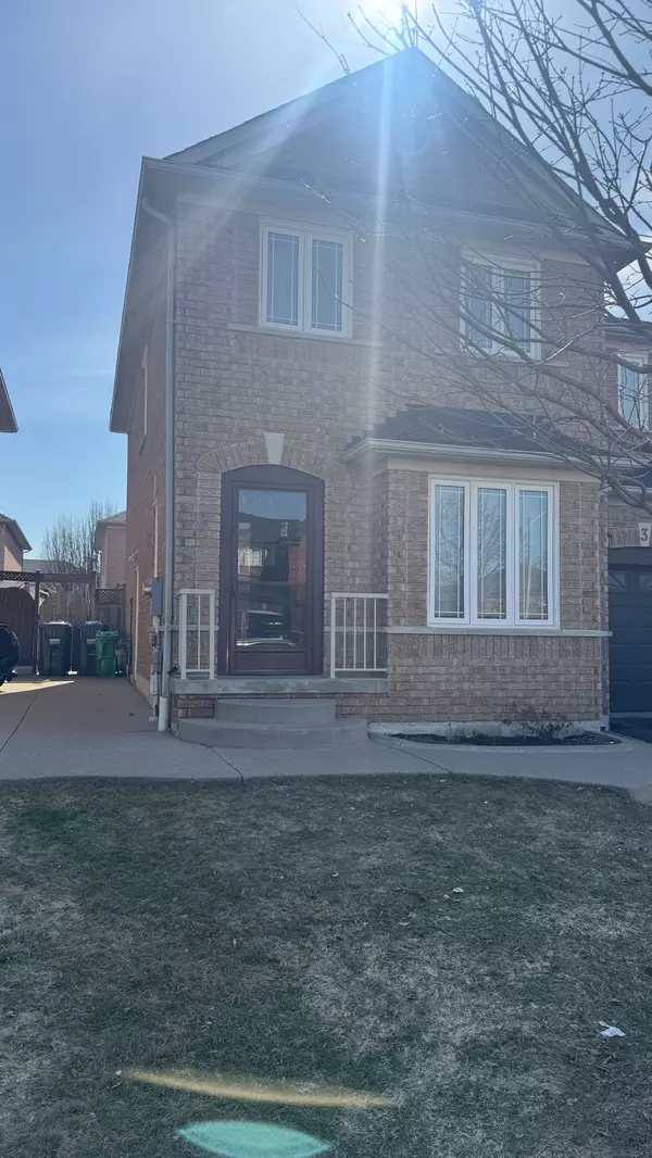 Brampton, ON L6R 2A9,3 Streamside LN #Bsmt