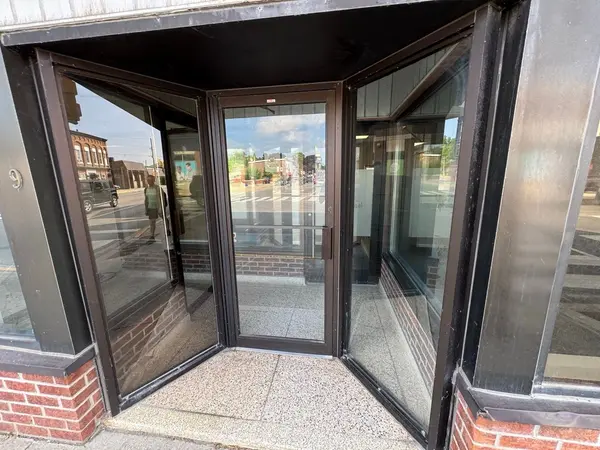 Brighton, ON K0K 1H0,9 Prince Edward ST