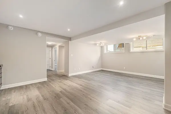 Russell, ON K0A 1W0,1218 MONTBLANC CRES #A