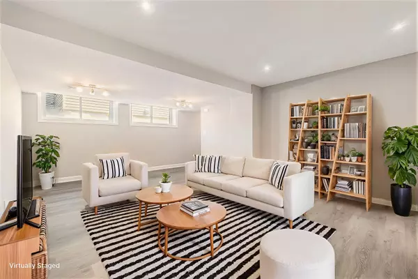 Russell, ON K0A 1W0,1218 MONTBLANC CRES #A