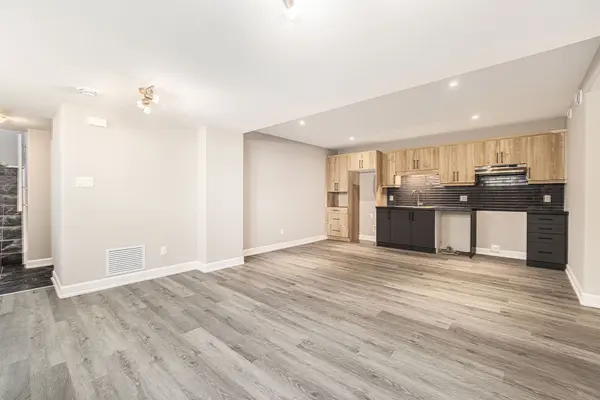 Russell, ON K0A 1W0,1218 MONTBLANC CRES #A