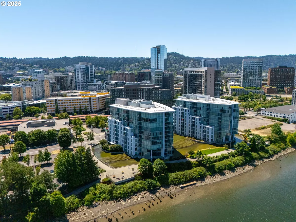 Portland, OR 97209,1260 NW NAITO PKWY #808