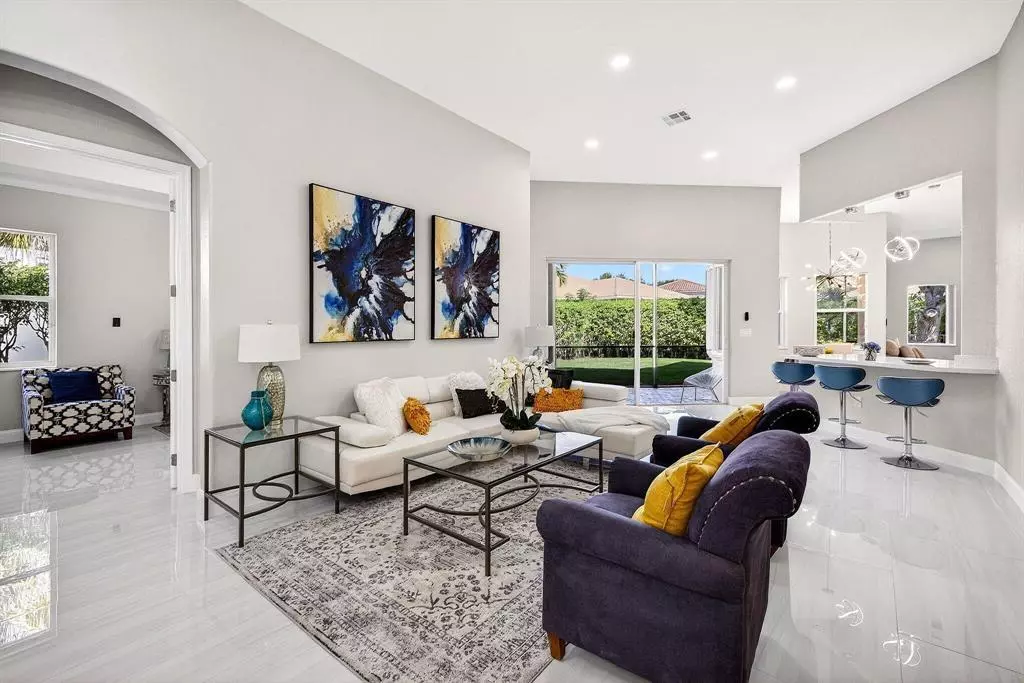 Coral Springs, FL 33071,900 NW 123rd Dr