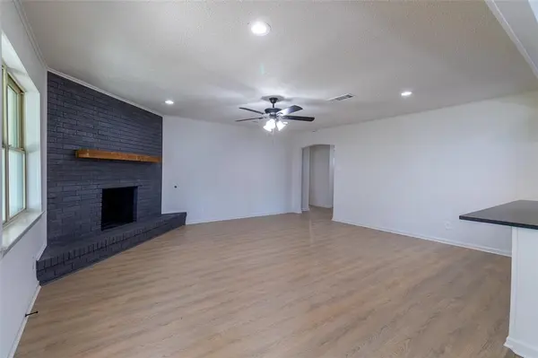 Fort Worth, TX 76133,6192 Wrigley Way