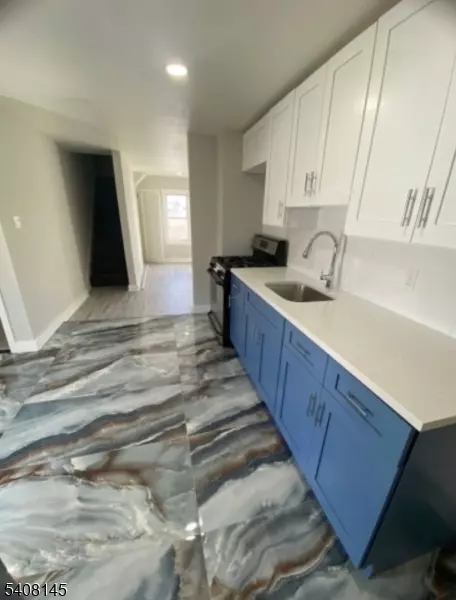 Woodbridge Twp., NJ 07095,315 E Smith St