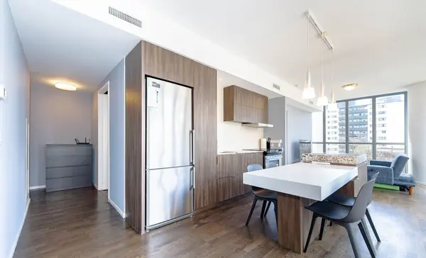 Toronto C08, ON M4Y 1V2,101 Charles ST #504