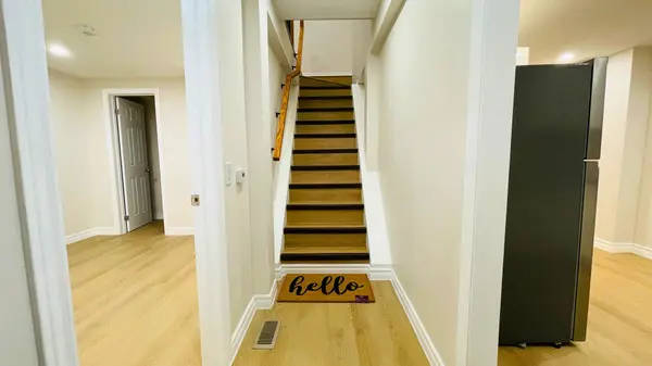 Oshawa, ON L1G 1K6,158 William ST E