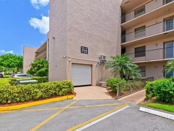 Sunrise, FL 33322,2748 NW 104th Ave #406