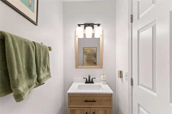 Coconut Creek, FL 33066,4611 Carambola Cir #27228