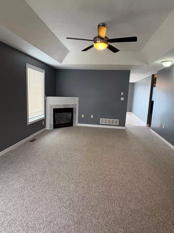 Barrie, ON L4M 7A9,4 Quinlan RD