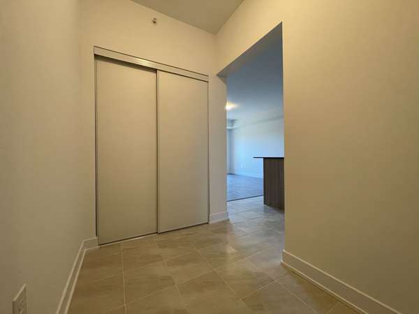 1 Chef LN #204, Barrie, ON L9J 0T1