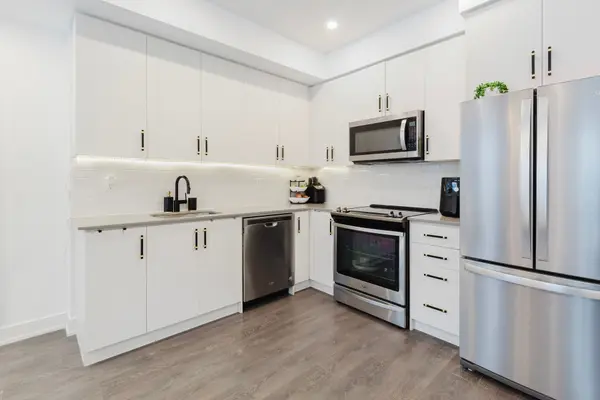 Mississauga, ON L5L 0B8,3492 Widdicombe WAY