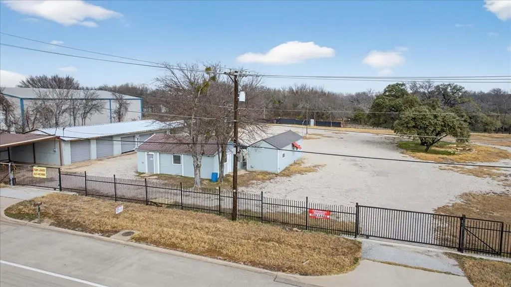 9800 Jacksboro Highway, Fort Worth, TX 76135