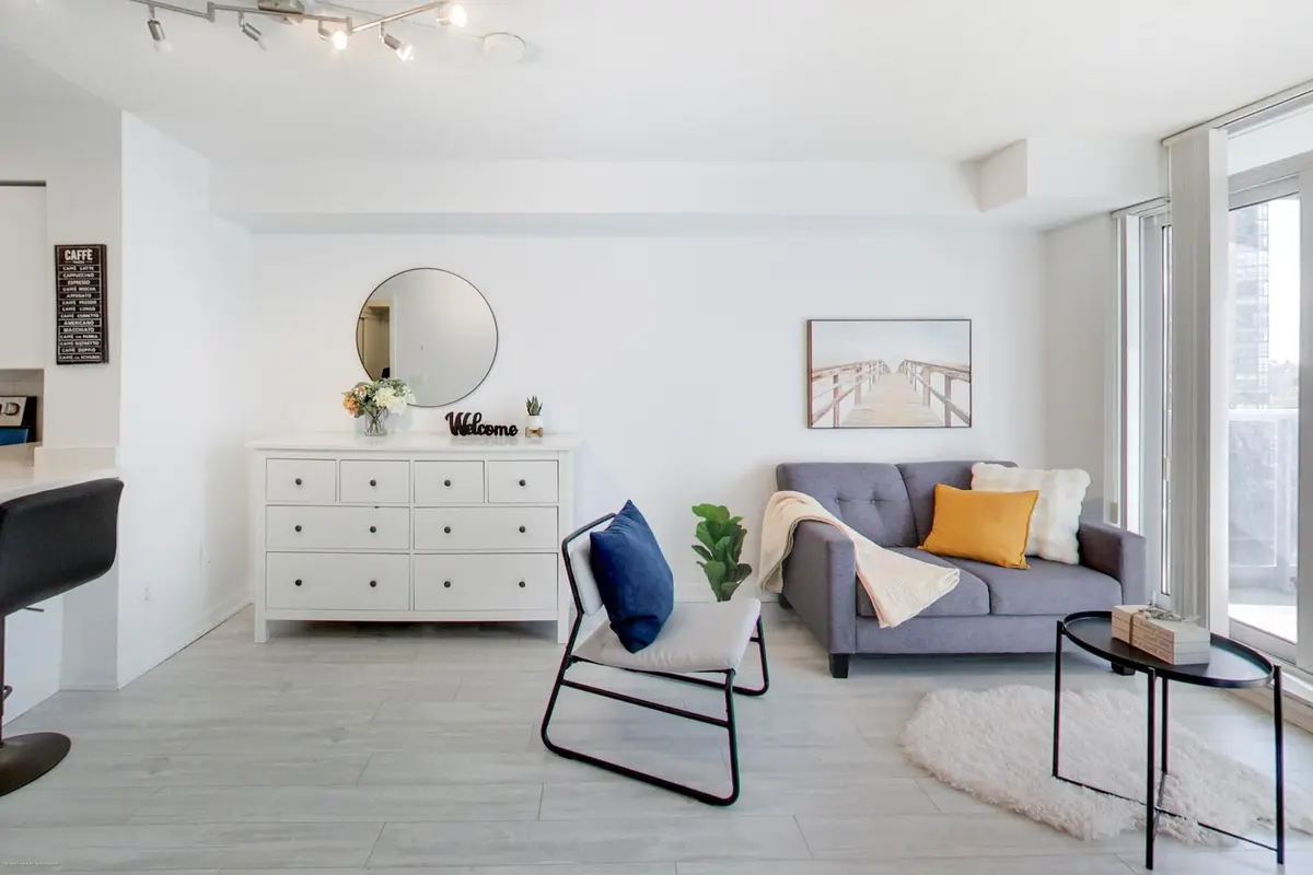 Toronto C07, ON M2N 7G8,4978 Yonge ST #808