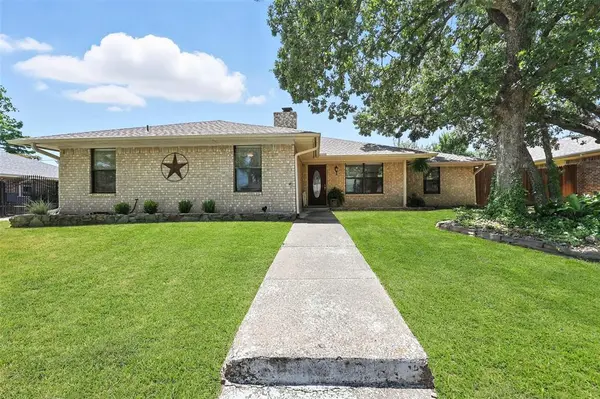 Arlington, TX 76012,1504 Riviera Court