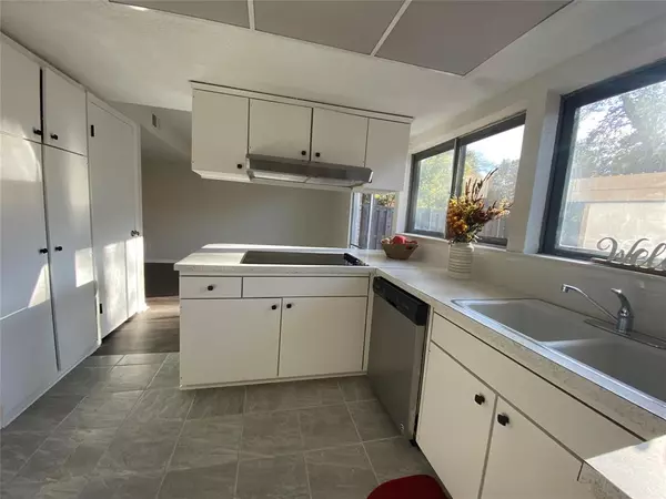 Arlington, TX 76013,410 Westview Terrace