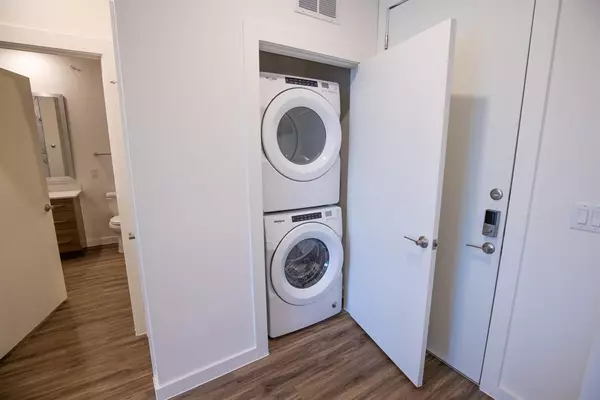 Dallas, TX 75208,120 N Madison Avenue #2101