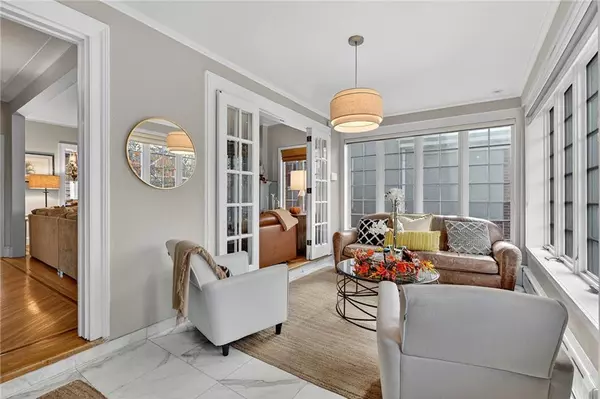 Brooklyn, NY 11209,8015 Ridge BLVD