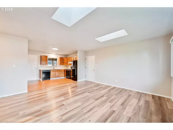 Longview, WA 98632,2 BURDICK PL