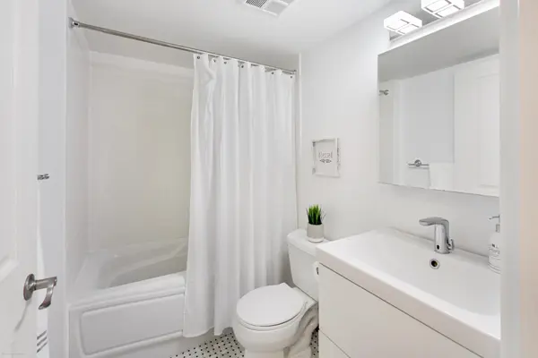 4978 Yonge ST #808, Toronto C07, ON M2N 7G8