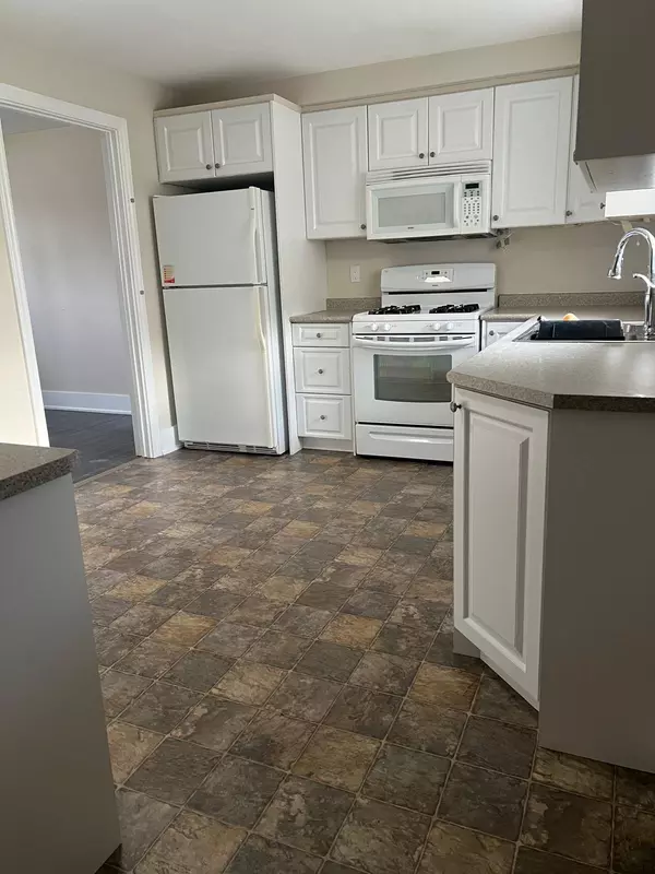 Ajax, ON L1S 2Z6,31 Cowling CRES