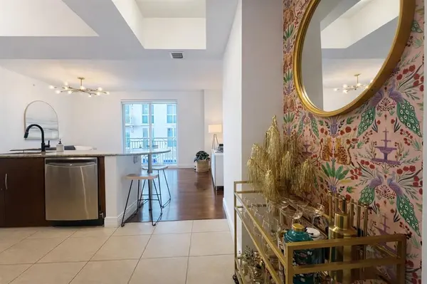 Miami, FL 33156,7280 SW 90th St #209