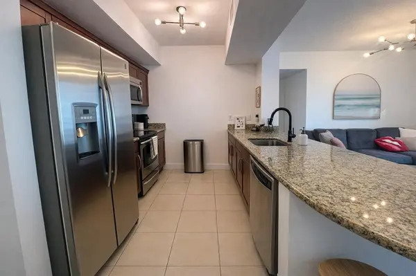 Miami, FL 33156,7280 SW 90th St #209