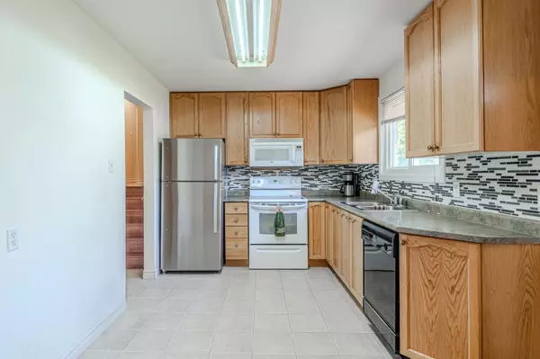 Barrie, ON L4N 3V2,223 Phillips ST