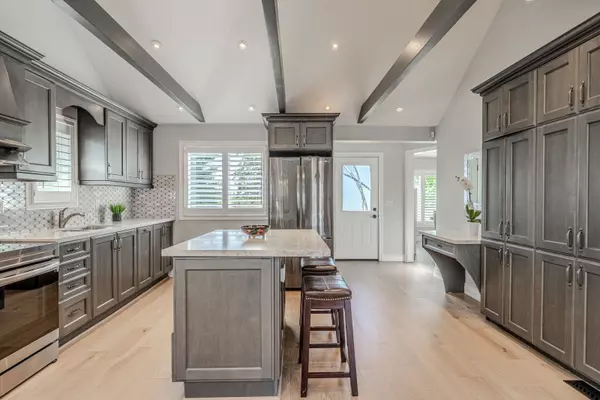 Oro-medonte, ON L0L 2E0,2484 Highway 11 N/A S