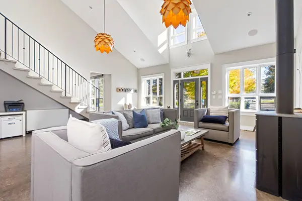 3476 Garden Of Eden RD, Clearview, ON L0M 1G0