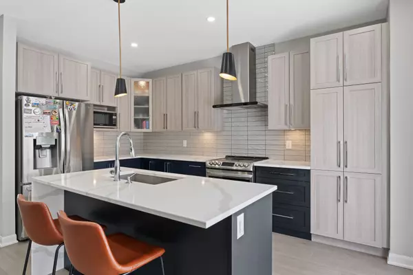 Barrhaven, ON K2J 6V4,143 Robin Easey AVE