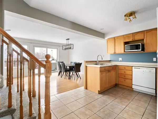 Guelph, ON N1E 7B3,47 Schroder CRES