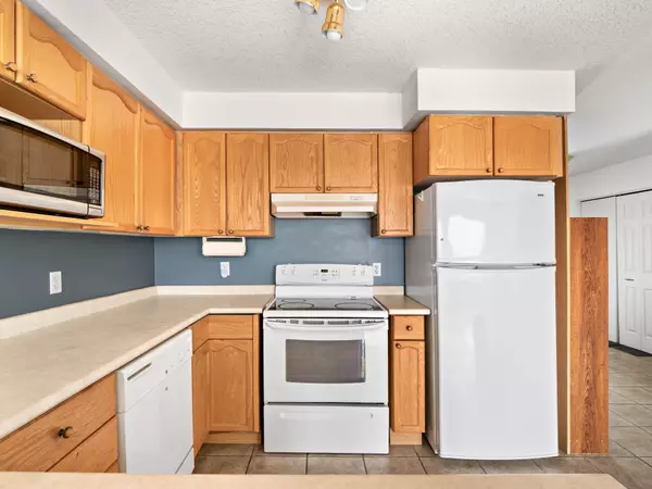 Guelph, ON N1E 7B3,47 Schroder CRES