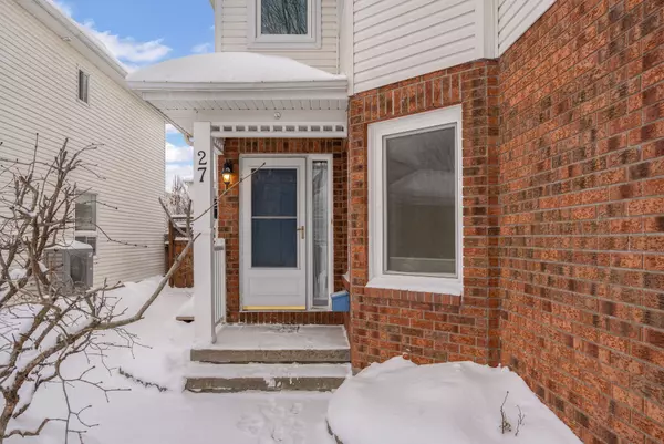 Barrhaven, ON K2G 6J7,27 Avonmore CRES