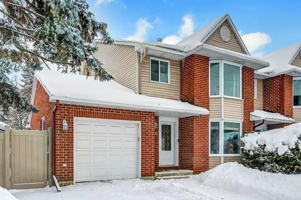 Overbrook - Castleheights And Area, ON K1K 4J7,186 Presland RD