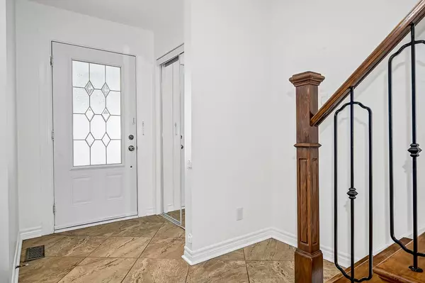 Overbrook - Castleheights And Area, ON K1K 4J7,186 Presland RD