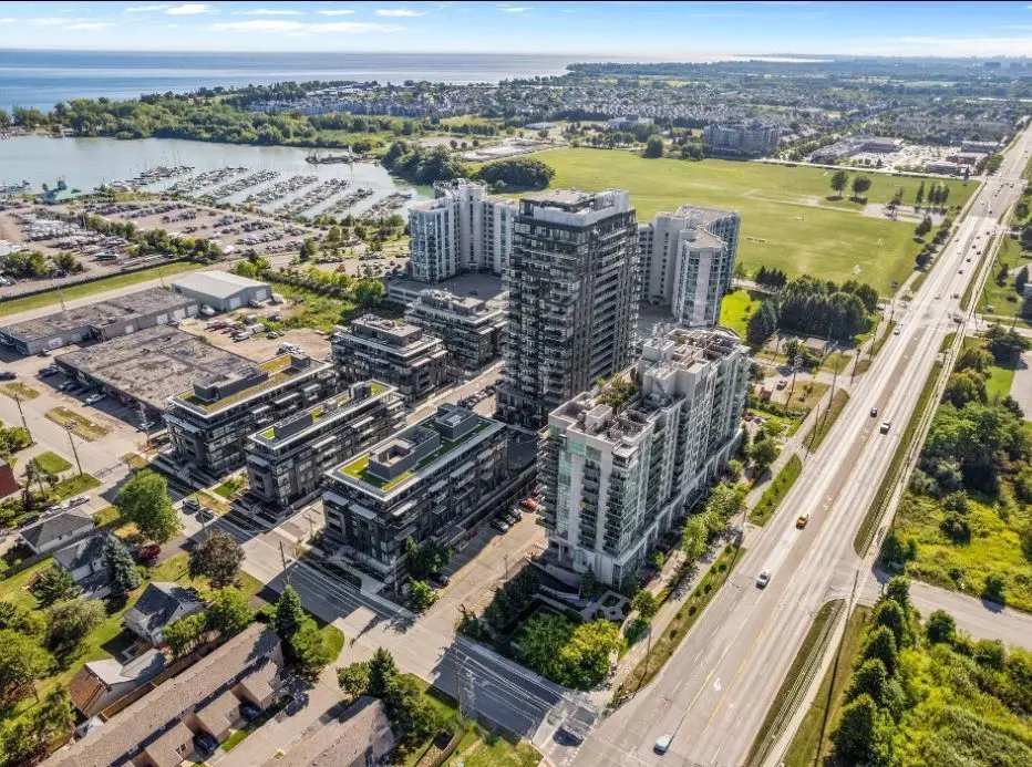 Whitby, ON L1N 1B9,1612 Charles ST #428