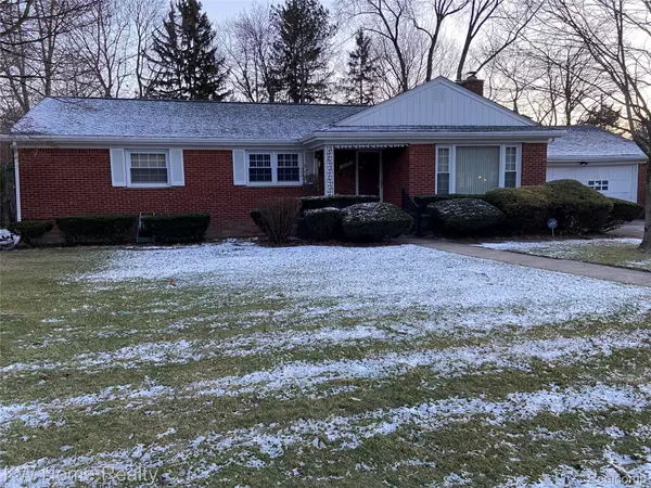 18635 San Diego BLVD, Lathrup Village, MI 48076