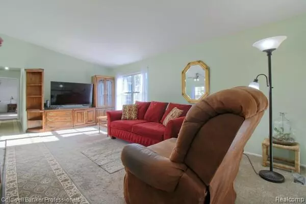 Novi, MI 48167,41796 Broquet DR