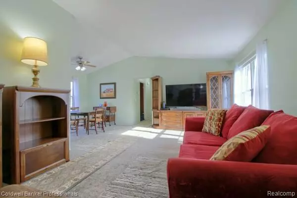 Novi, MI 48167,41796 Broquet DR