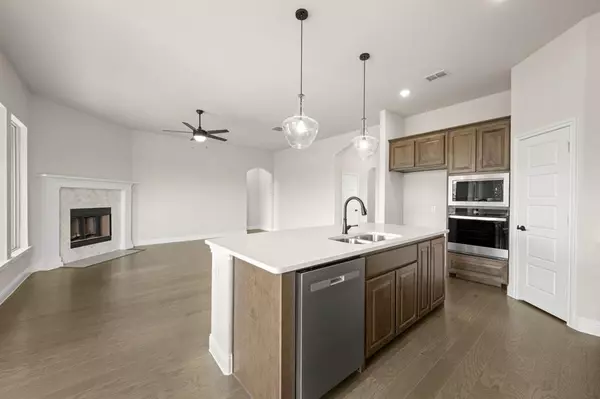 Joshua, TX 76058,50 Harrier Street